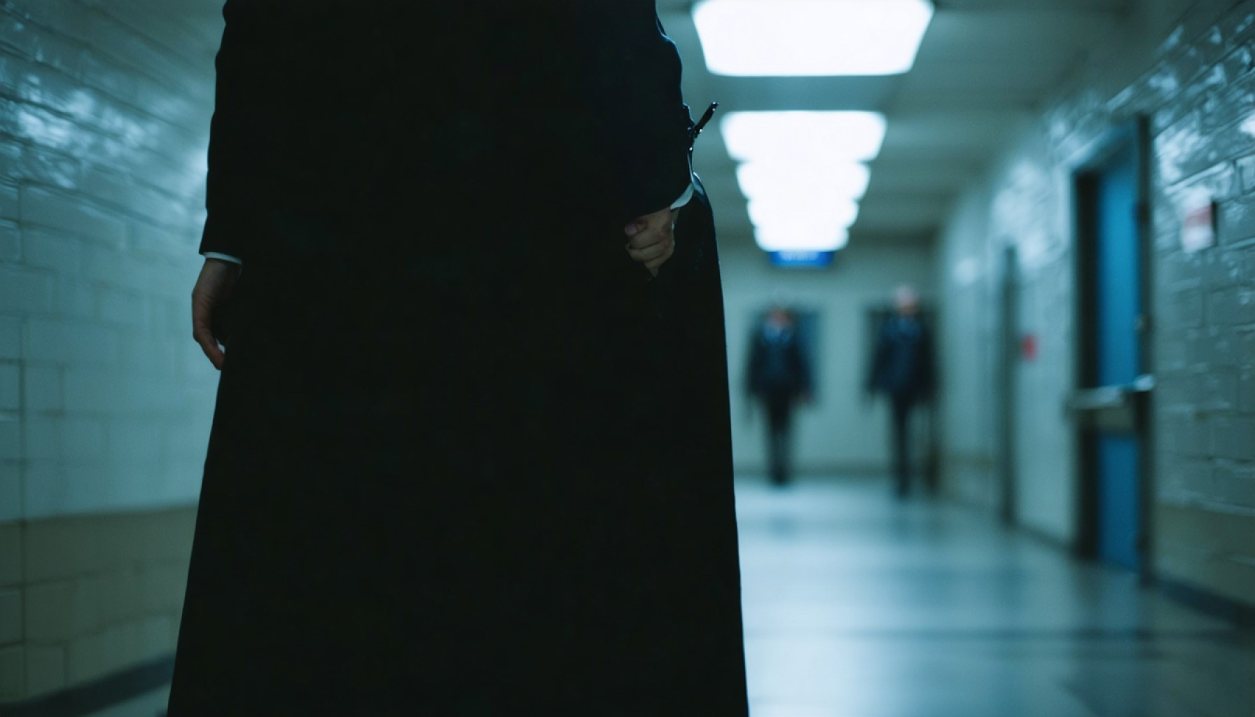 Unveiling the Shadowy Past: Netflix’s ‘Just One Look’ Rivets with Thrilling Twists